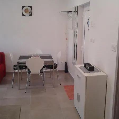Apartment Melani Pula Exterior photo