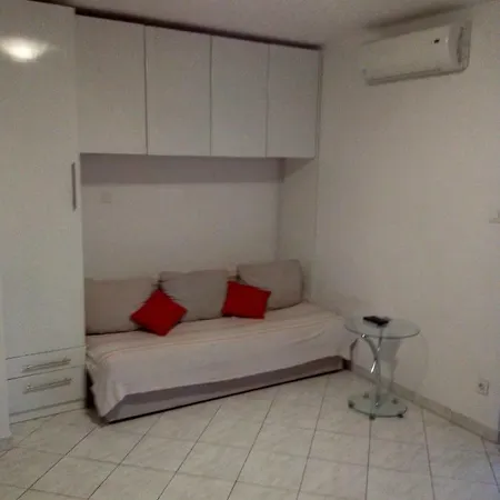 Apartment Melani Pula Exterior photo