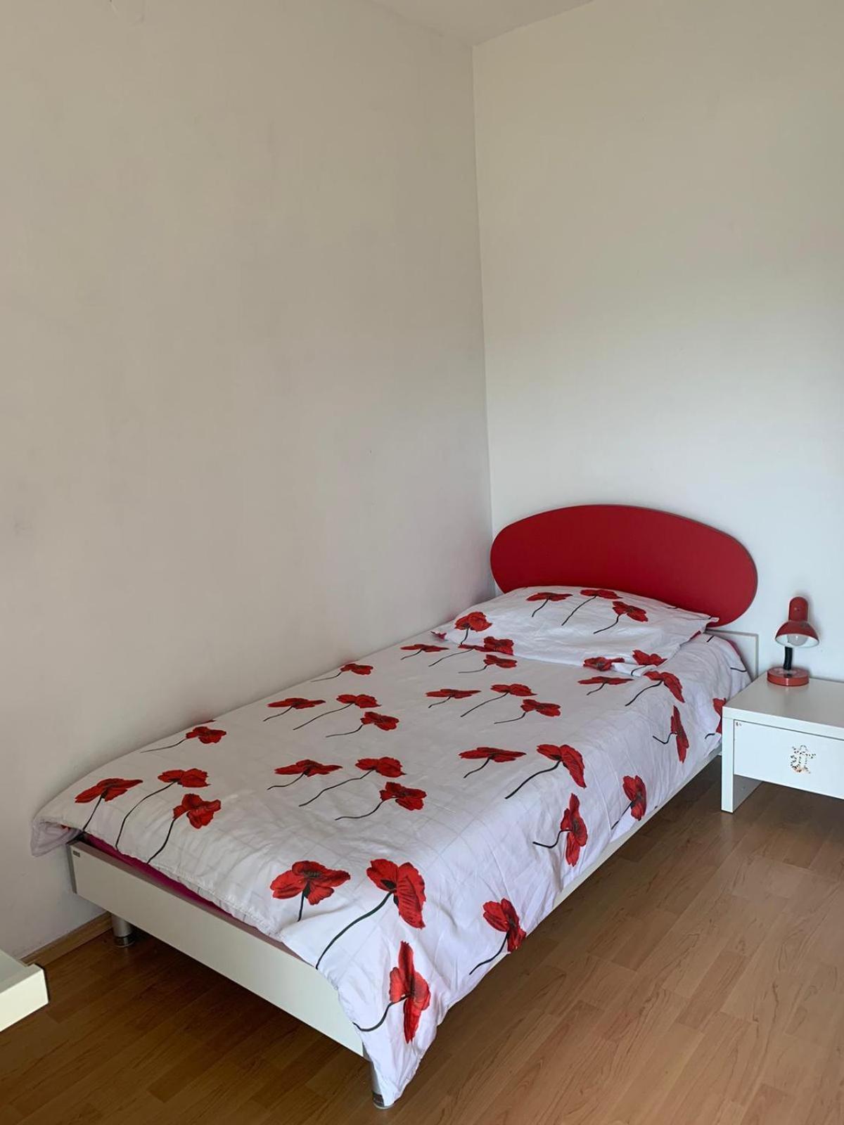 Melani Apartment *