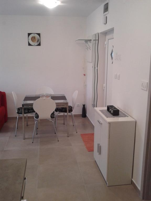 Apartment Melani Pula