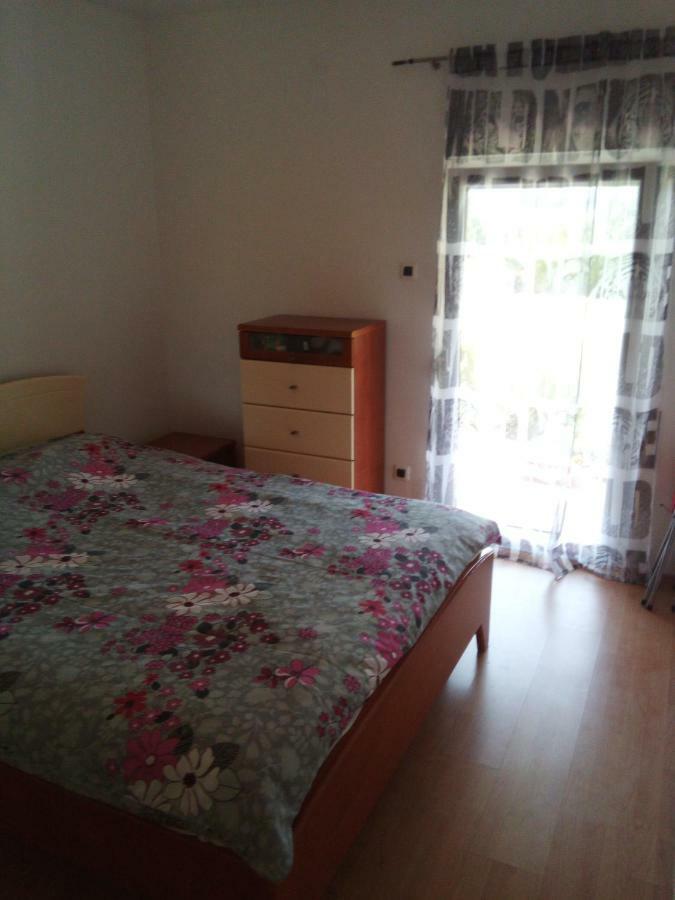 Melani Apartment *